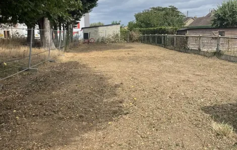 Entretien terrain Anet 28260